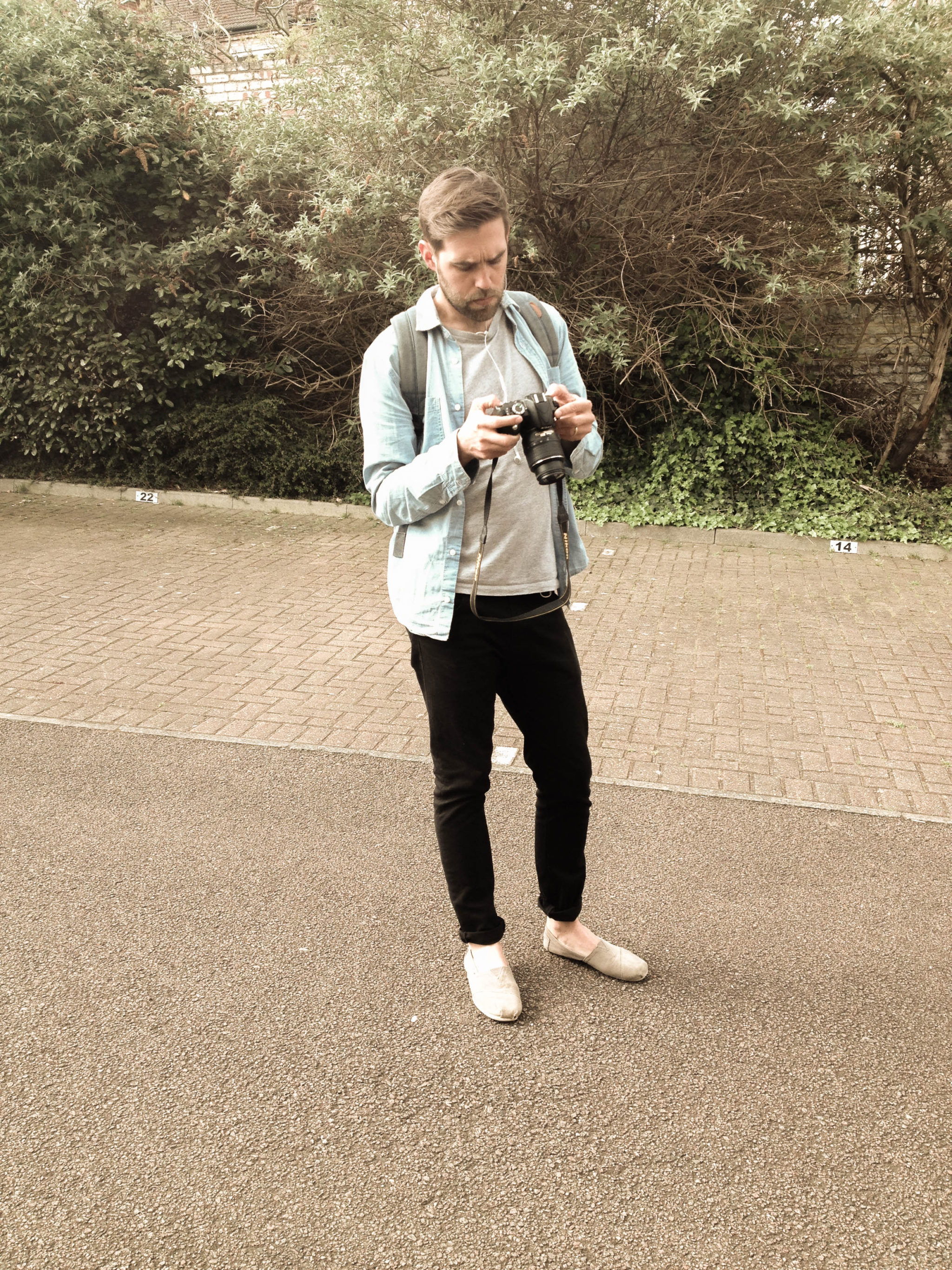 Blue denim best sale with black jeans