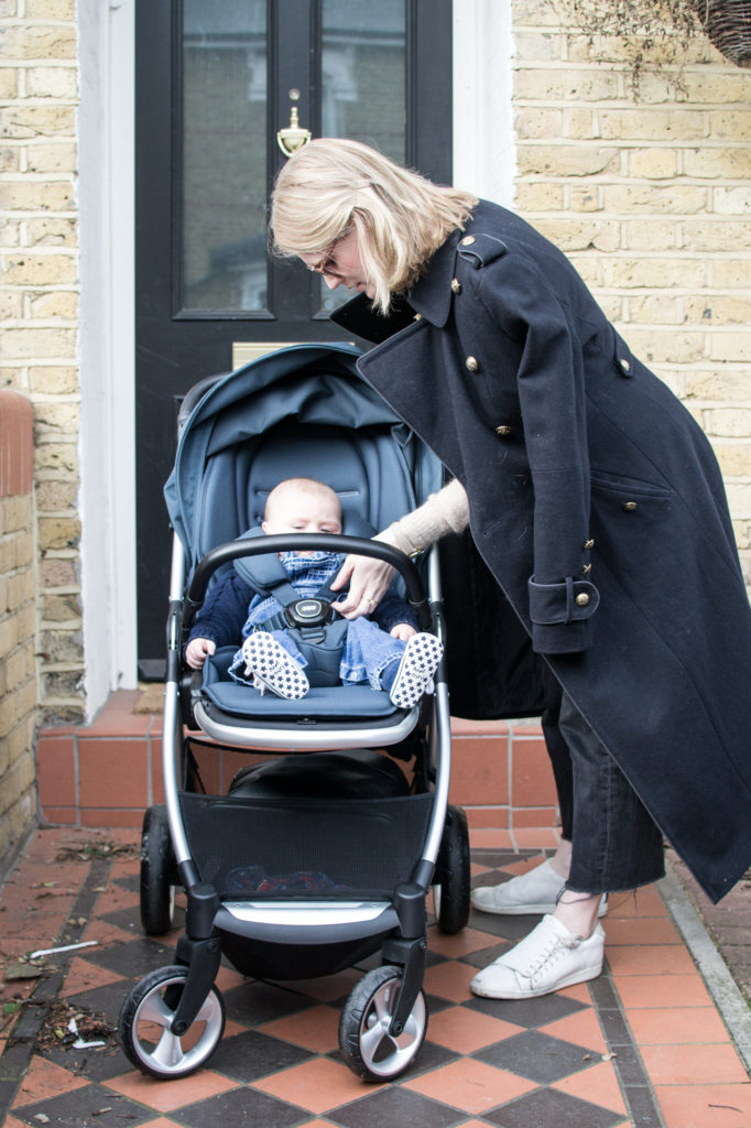 Lifestyle blogger Karen Maurice of n4mummy taking her son out in Mamas and Papas Flip XT2