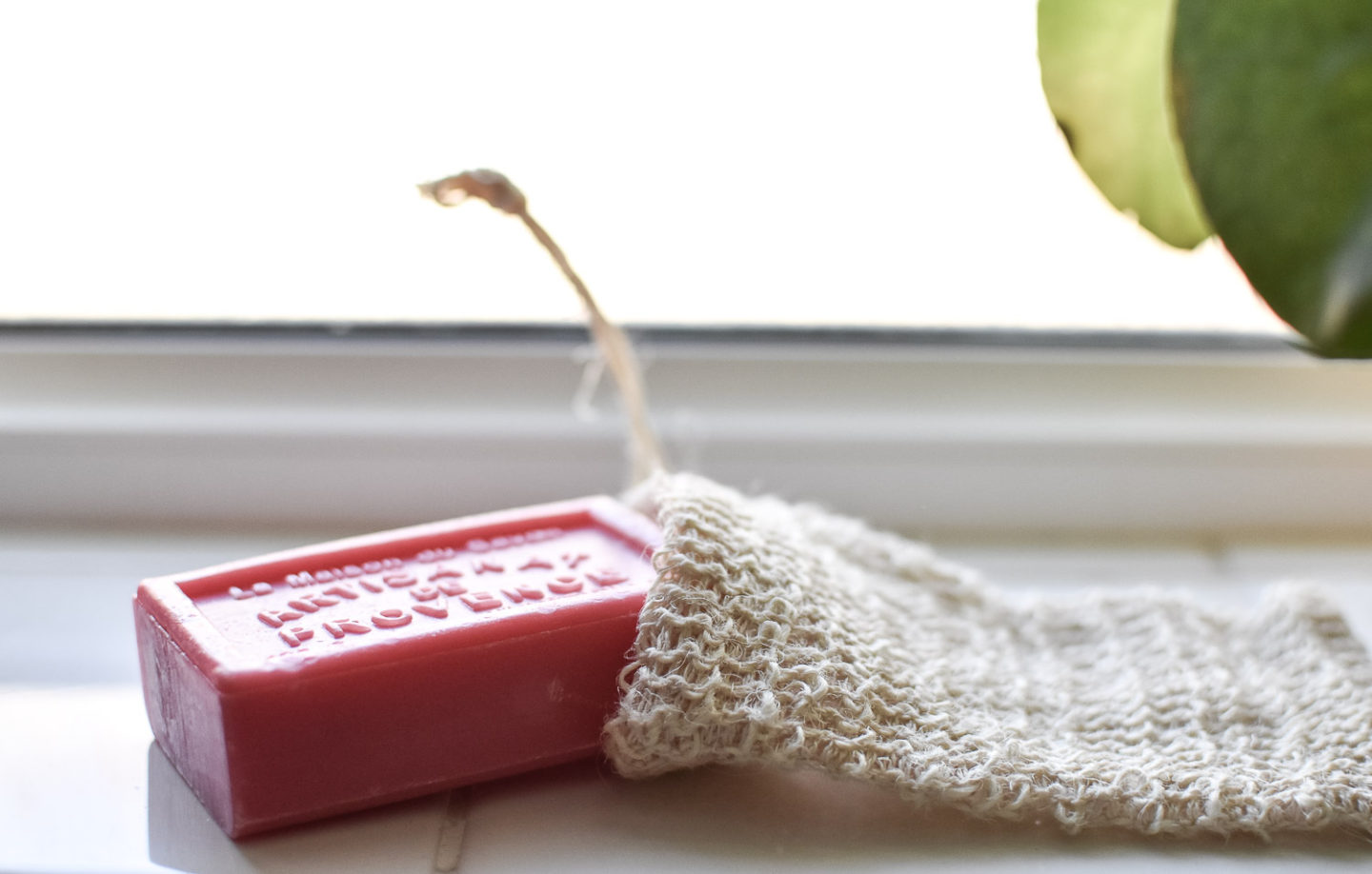 soap pouch by hydrophil for a plastic free bathroom