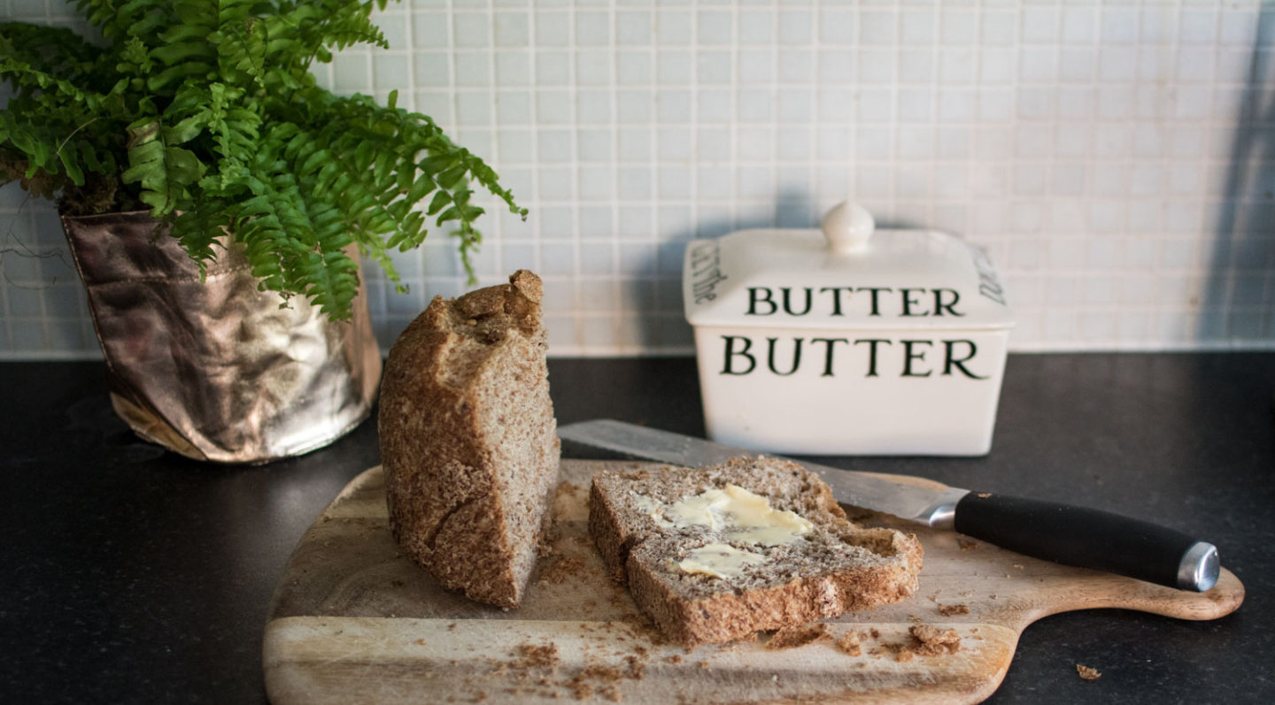 homemade bread is a great way to make your kitchen plastic free