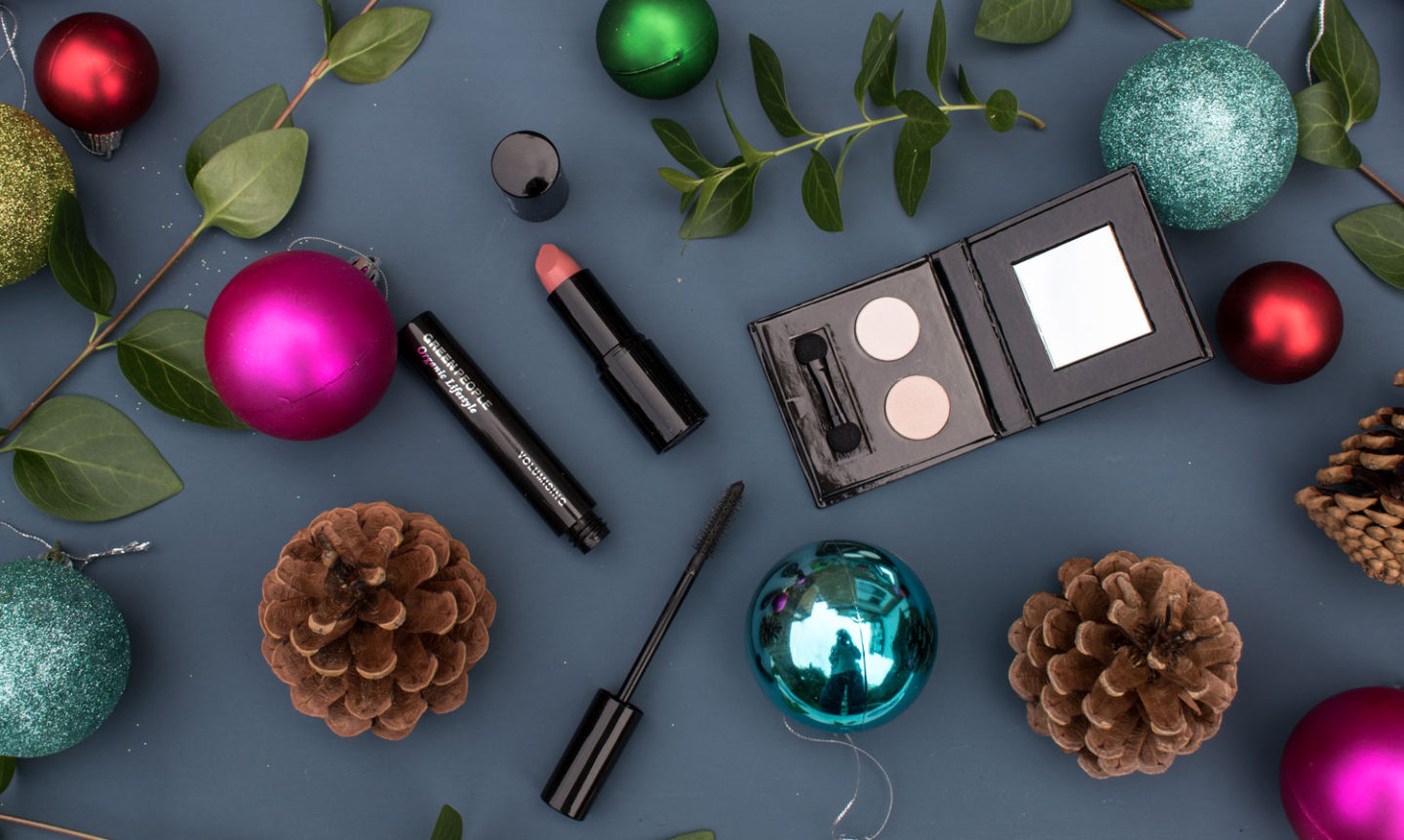 The full size make up products from Green People's Organic Beauty Advent Calendar