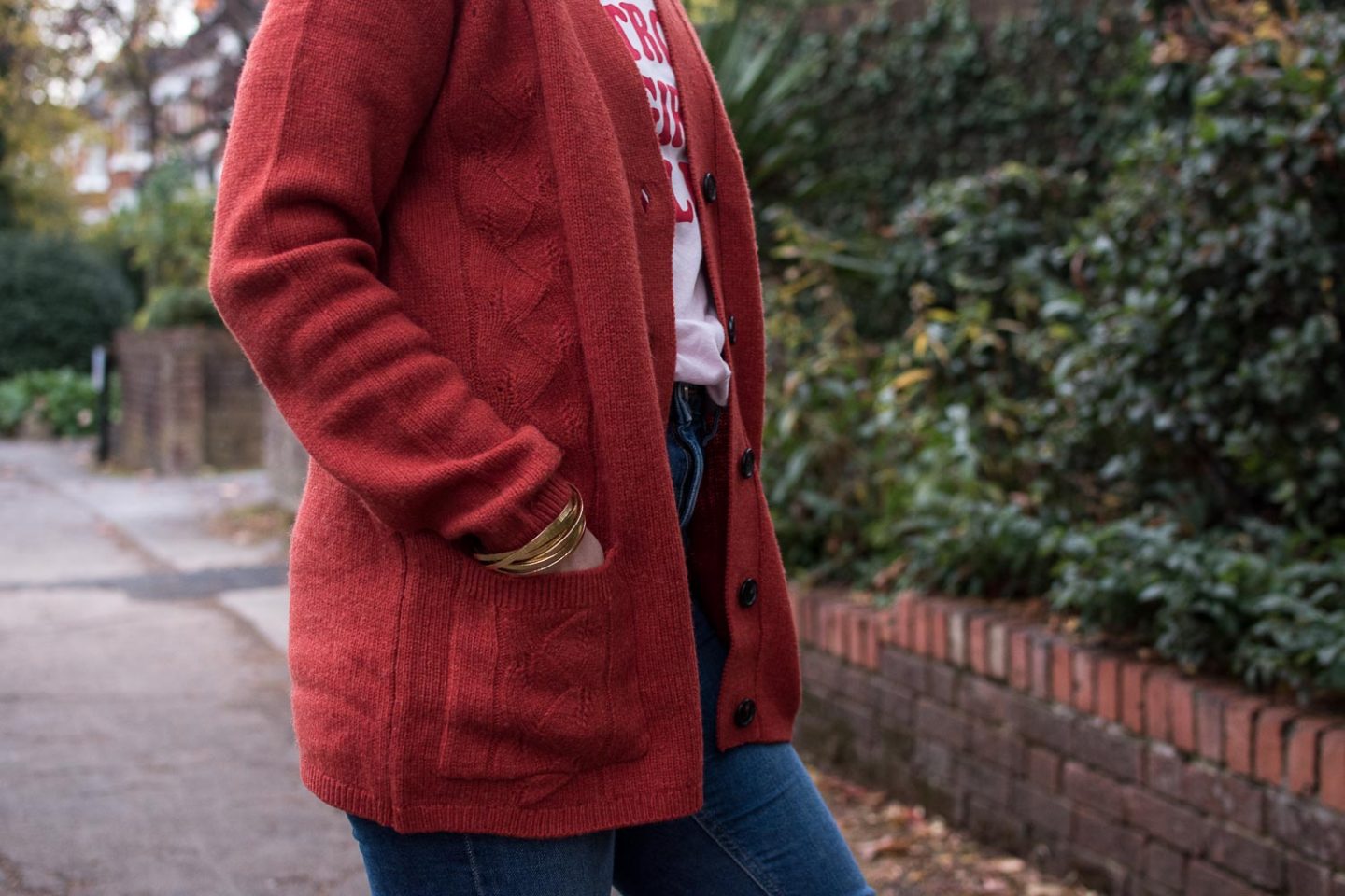 Fashion Blogger Karen Maurice of n4mummy in a organic cotton wool cardigan from Thought, affordable ethical clothing