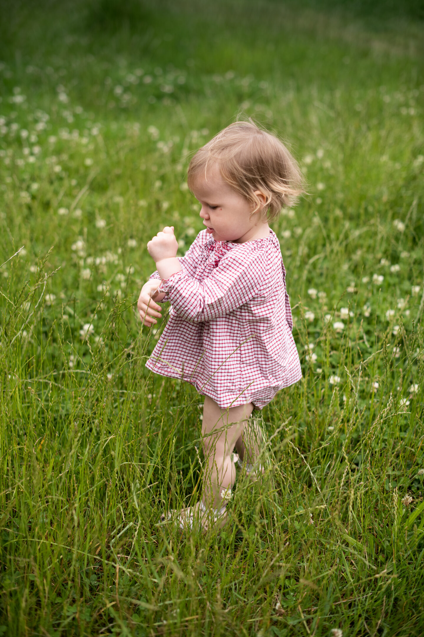 n4mummy's baby daughter photographed by North London family photographer Katrina Campbell